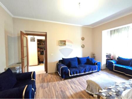 Apartament 3+1 në shitje te Harri Fultz!
