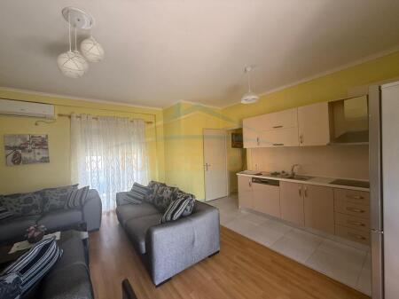 Qera, Apartament 2+1, Fresk