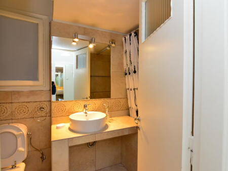 Appartamento In Affitto 1+1 al Complesso ASL 1 (ID B2101172) Tirana