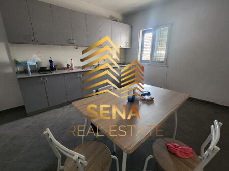 Affitto, Monolocale, Comune di Parigi, 280 Euro/mese