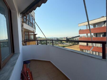 Shitet Apartament yzberisht