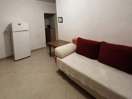 APARTAMENT 1+1. 240 EURO. QYTET STUDENTI