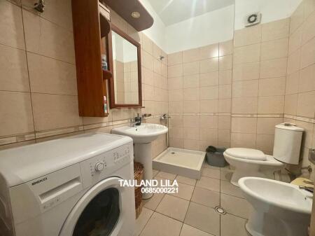 Shitet apartament 1+1 i mobiluar – Astir, pranë Bulevardit të Kasharit