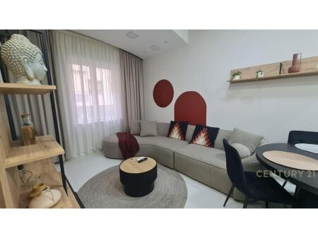Apartament 1+1 me qera te pallatet Agimi