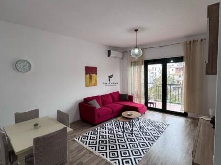 APARTAMENT ME QERA 1+1 ASTIR 450 EURO
