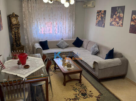 2+1 for rent in Xhamllik, near Shtraus square.