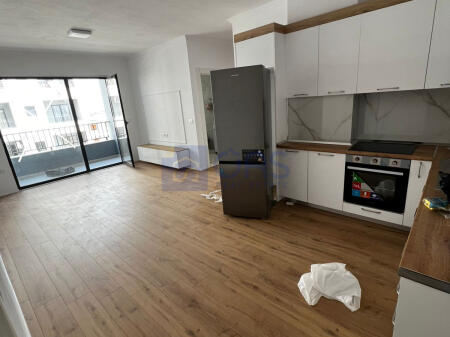 Jepet me qera apartament 2+1 ne Kamez rrethi i Ullirit