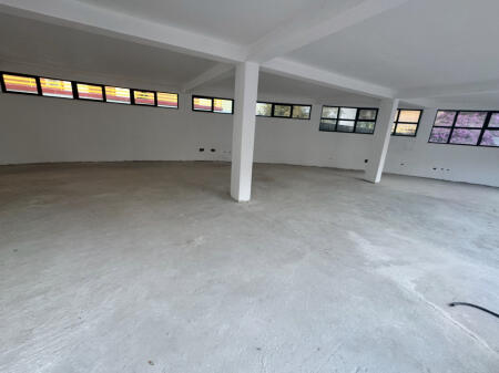 OCCASIONE!!! VENDESI COMMERCIALE 186 M2 IN VENDITA AL GIARDINO BOTANICO