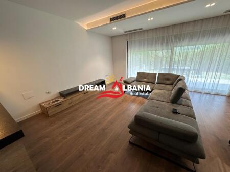3-storey villa for rent in Mullet near OKO FARM (ID 4251402)
