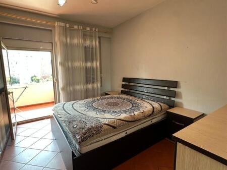Appartamento 2+1+2 balconi in vendita dietro Square 21, vicino a Delijorgji