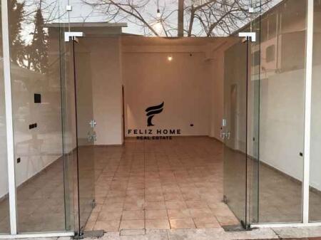 NEGOZIO IN AFFITTO 105 M2 VIA DIBRA 800 EURO