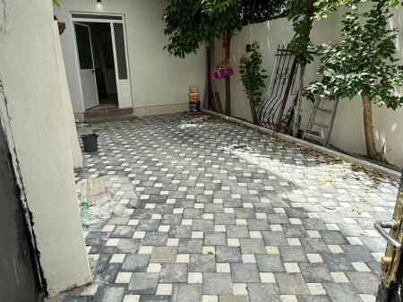 Entrance 3+1, furnished, at Vasil Shanto, 500 euros