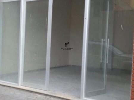 DYQAN ME QERA 70 M2 RRUGA E BARRIKADAVE 40.000 LEKE