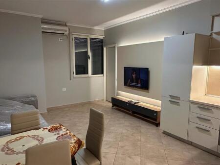 Appartamento 2+1 in affitto in via Kongresi Manastirit