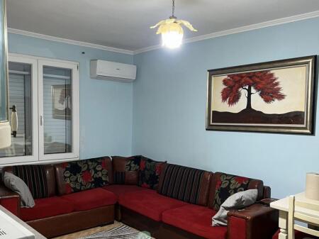 Okazion! Shitet super apartment 2+1! Myslym Shyr! 175.000 Euro