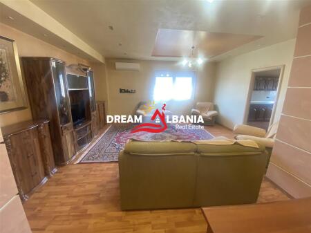 Apartament 3+1 +2 tualete me qera ne zonen e Brrylit, prane “Maternitetit te Ri” Tirane (ID 4231462)