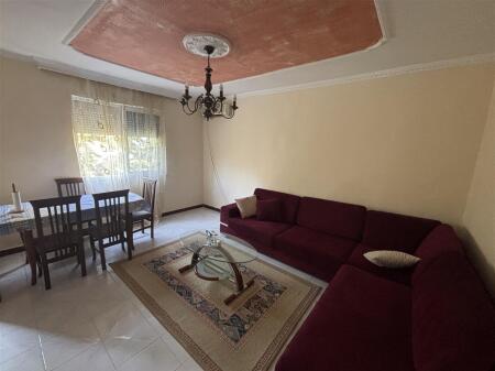 APARTAMENT ME QERA 1+1 ISH PARKU 40.000 LEKE