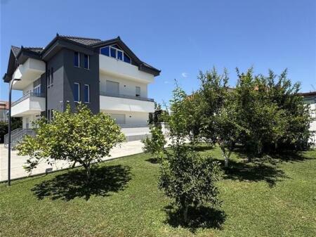 VILLA IN AFFITTO 400 M2 QTU 2.000 EURO
