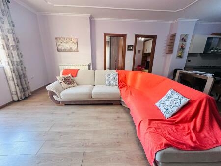 Jepet me qera🔥  Apartament 2+1+2 ballkon +2tualete   ⛳️Xhamia e tabakeve