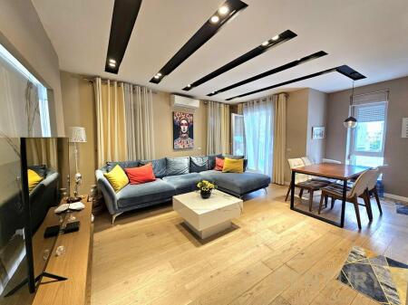 Apartment 2+1 with Parking Space in Magnet Complex