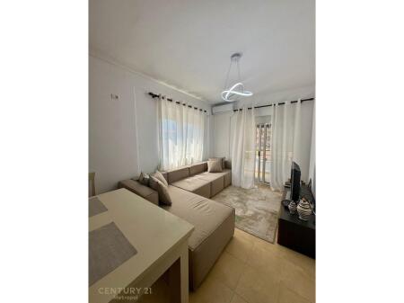 ME QIRA APARTAMENT 2+1, ALI DEMI!