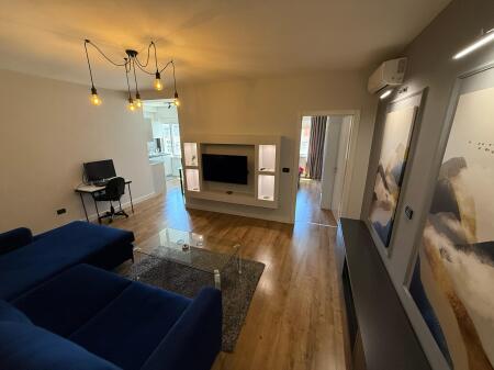 Apartament me qera 1+1 Komuna Parisit 700 Euro