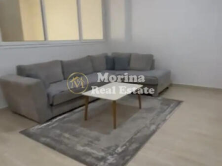 Affitto, Appartamento 2+1+Blk, Kinostudio, 450 Euro/Mese