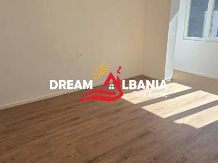 Monolocale in vendita a Myslym Shyr, vicino alla Scuola Pjeter Budi a Tirana (ID 4101879)