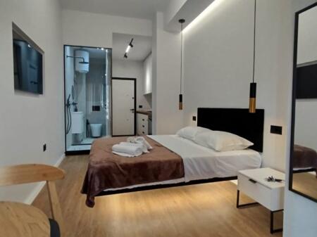 Monolocale di lusso ad Astir per 400€