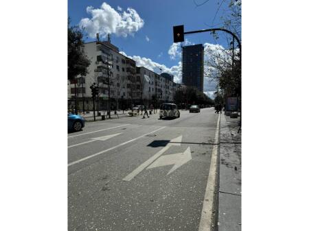 📍 JEPET ME QIRA – AMBIENT BIZNESI NË BUZË TË BULEVARDIT “ZOGU I PARË”