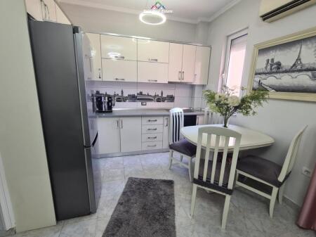 Apartament Me Qera 1+1 Prane Gjimnazit Cajupi (ID B211268) Tirane