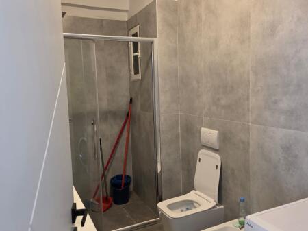 Apartament me qera 2+1