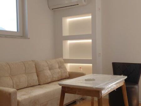 JEPET ME QERA APARTAMENT 1+1 600 EURO FERIT XHAJKO
