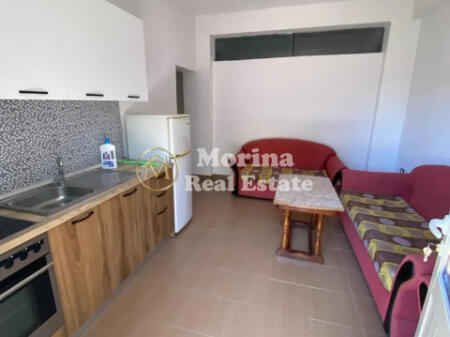 Affitto, Ingresso Privato 1+1, Via Jordan Misja, 300 euro/mese.