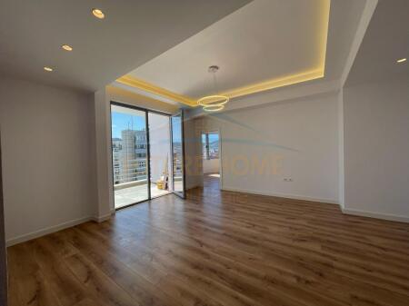 Apartment 2+1+2 for sale, Kavaja Street
