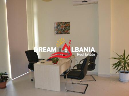 Ambient zyre me qera , Rruga e Dibres (ID 42611324)