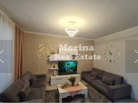 Affitto, Appartamento 1+1, Via Kongresi i Manastirit, 550 euro/mese