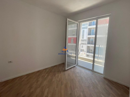 VENDESI APPARTAMENTO 1+1+BALCONE "TE UNIVERS CITY" 78.000 EURO