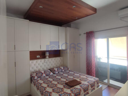 Jepet me qera apartment 2+1 te Siri Kodra
