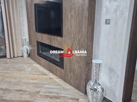 Shtepi private me qera te 21 Dhjetori prane Konvikteve te Inxhinierise (ID 4241073).