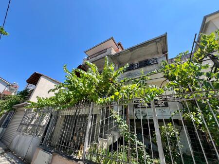 Affitto, Casa Privata su 3 Piani “Fresk”, Tirana.