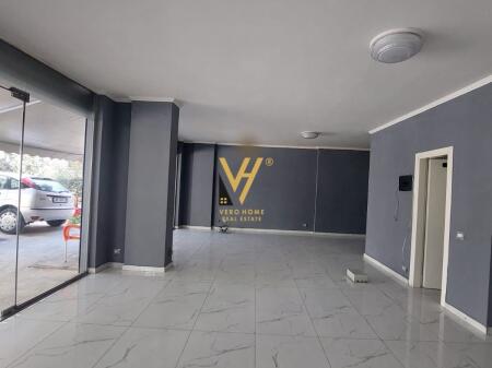 SHOP FOR RENT 60 M2 AT DRY LAKE 50,000 LEKE