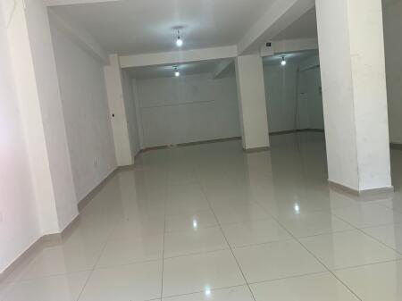 🏢Pas Ish Restorant Durresit,Rr.Memo Meto jepet me qera ambient biznesi me sip.115m2,Bosh  700Euro (Neto)