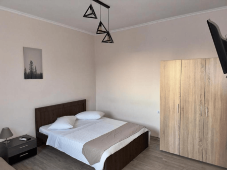 Appartamento in Affitto 1+1 presso l'ex Ristorante Durresi (ID B2101181) Tirana.
