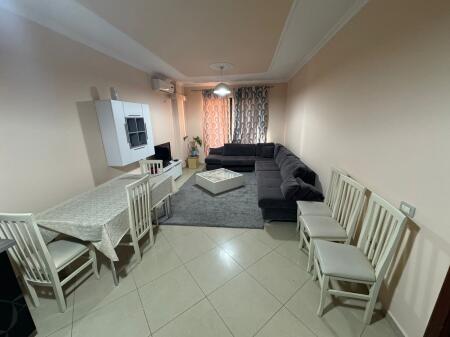 Appartamento 2+1 in affitto ad Astir