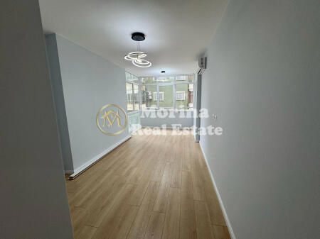 Appartamento 2+1 in vendita, Myslym Shyrri, 245.000 Euro.