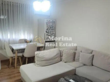 Affitto, Appartamento 2+1, Scuola Unita– Xhamia Xhura, 500 Euro/Mese.