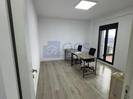 Business premises for rent on Elbasanit Street