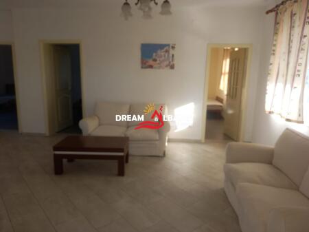 Jepet me qera apartament 3+1 në një vilë dy katëshe tek Tregu Elektrik (ID 4251352)