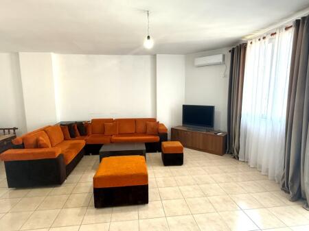 Appartamento 1+1 in affitto  ⛳️Yzberisht vicino agli edifici Cabej
